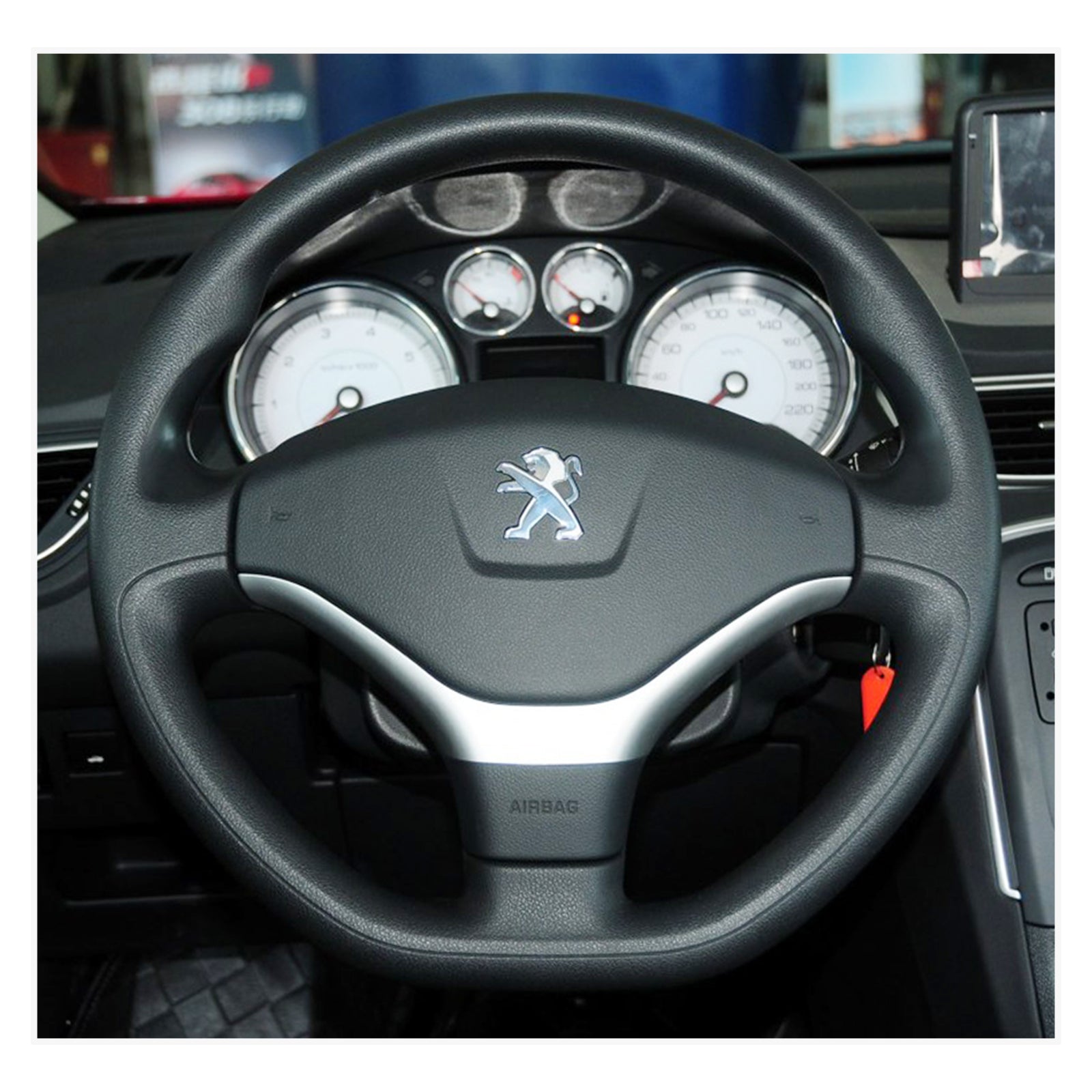 MEWANT steering wheel cover for Peugeot 308 2012-2014